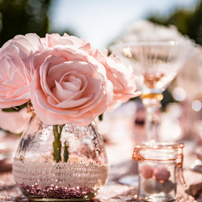 8 ruža na stabljikama u ružičastoj pjeni, 8 x 15 cm za vjenčanje