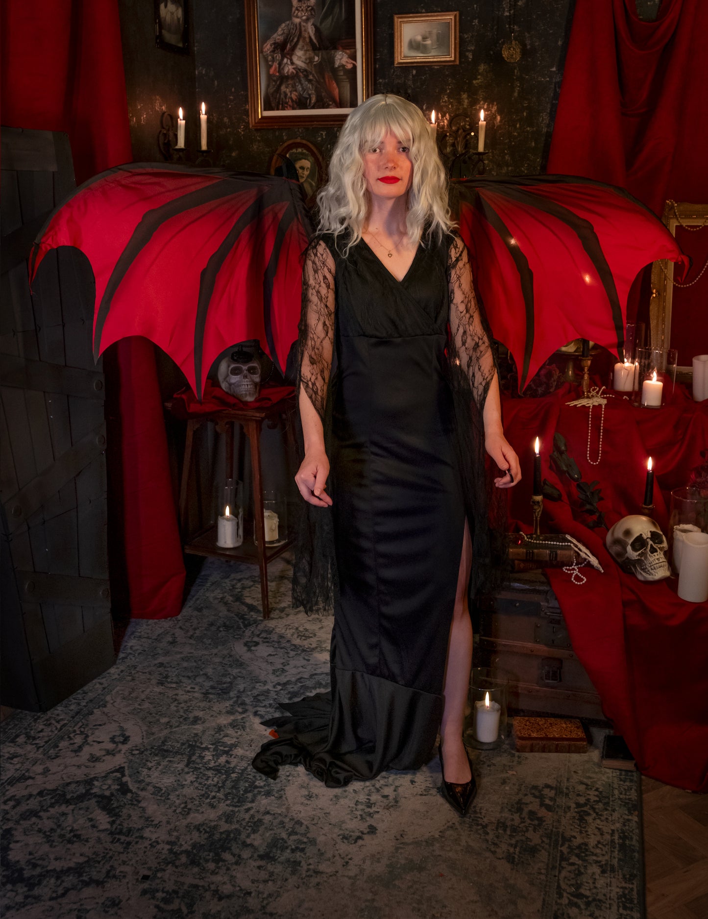 Divovska crvena i crna krila za odrasle