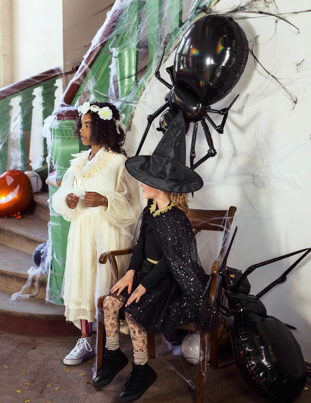 Postavljanje aluminijskog balona pauka za halloween dekoraciju