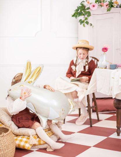 Aluminijski balon bijeli i zlatni zec 70 x 72 cm 