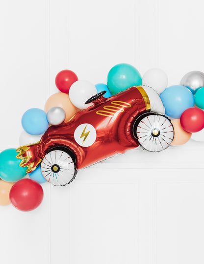 Crveni trkački automobil aluminijska kugla 111 x 63 cm