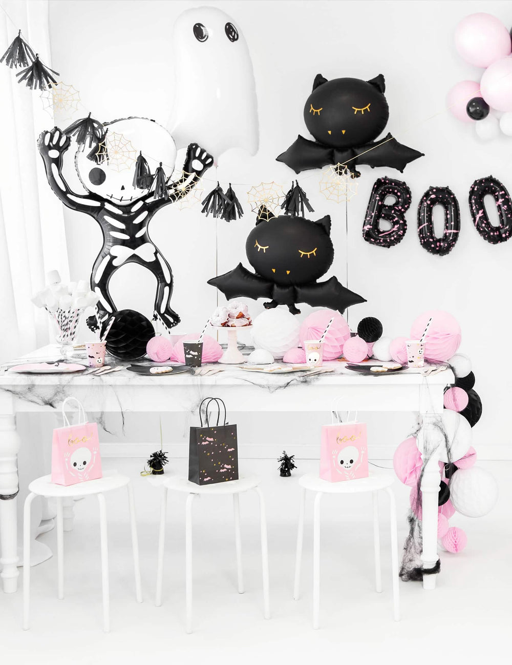 Postavka stola za halloween s aluminijskim balonom duhom