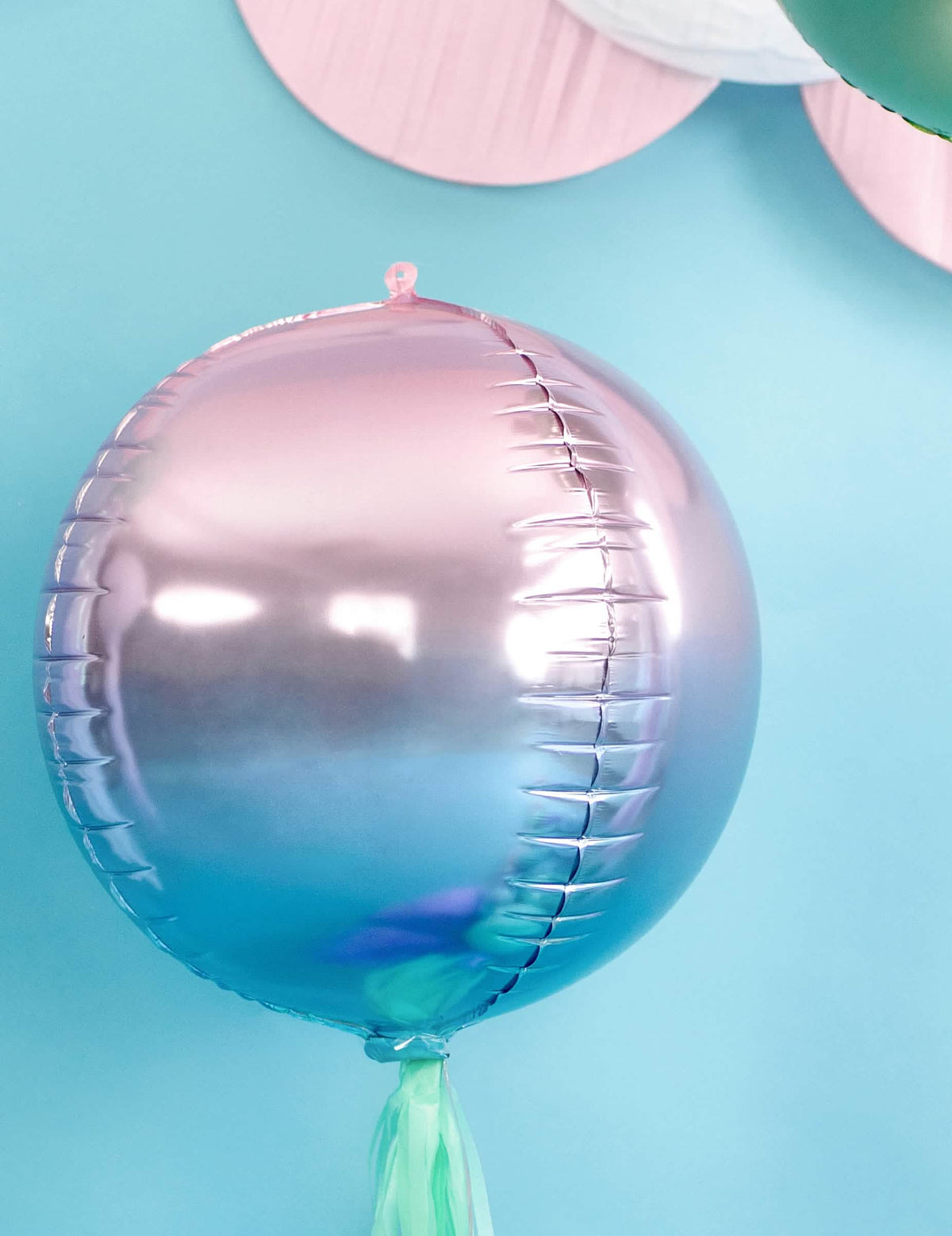 Gradijentni ružičasto-plavi aluminijski kuglasti balon broj 35 cm napuhani helij