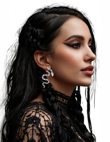 Srebrne naušnice sa zmijom