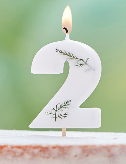 Bougie chiffre feuilles naturelles pour anniversaire
