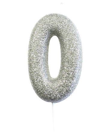 Srebrna svjetlucava svijeća s brojem 7 na štapiću cm za tortu