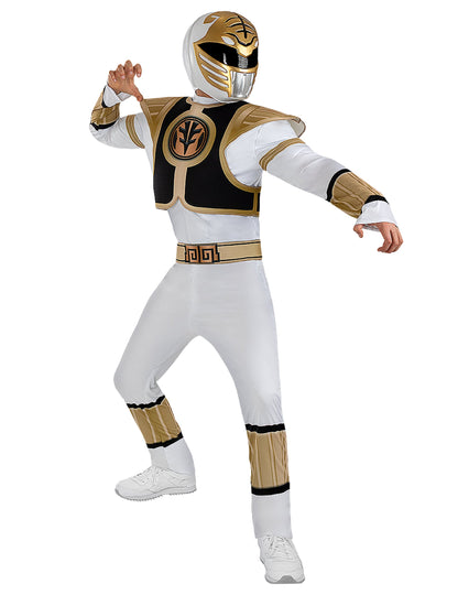 Mise en situation du casque Power Ranger pour adulte