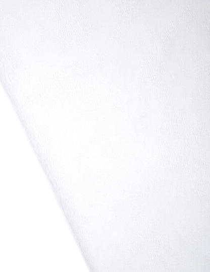 Détail de la texture du chemin de table intissé pour mariage