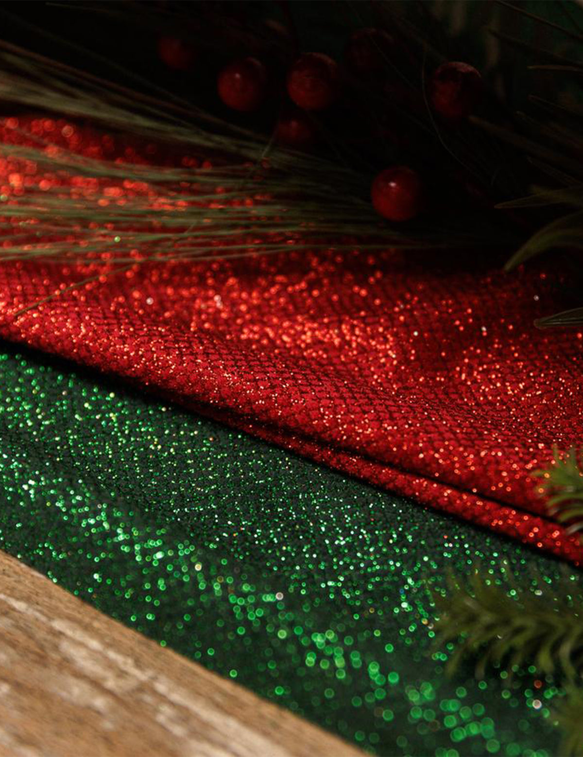 Chemin de table losanges velours vert pailleté 28 cm x 3 m