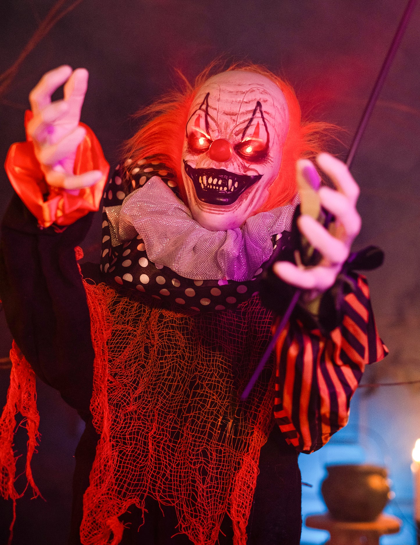 Animirani zli klaun pješice - 166 cm