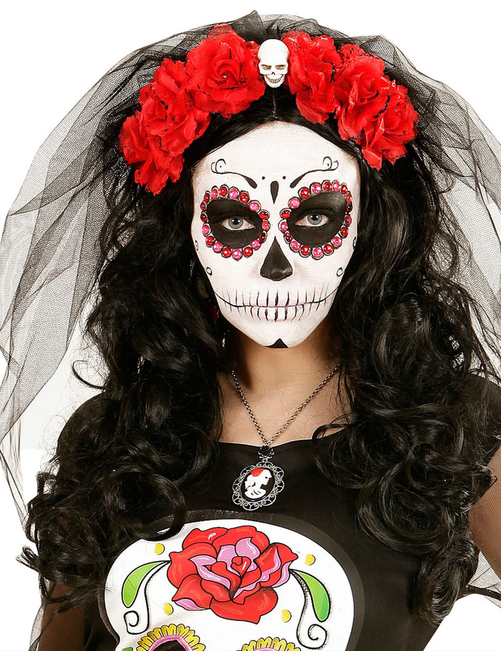 Ukras za kosu s crvenim cvjetovima i lubanjom Dia de los muertos za ženu s crnim velom