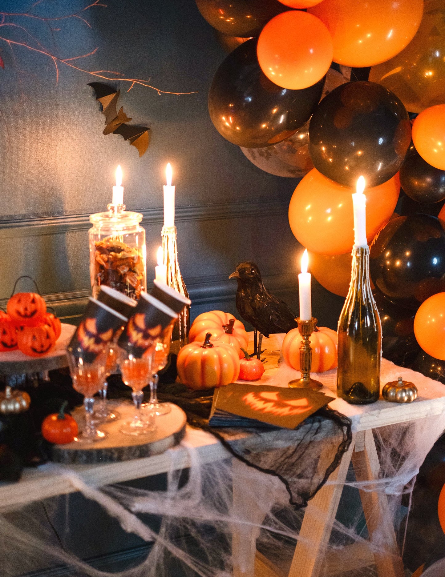 Crni pernati gavran 20 cm