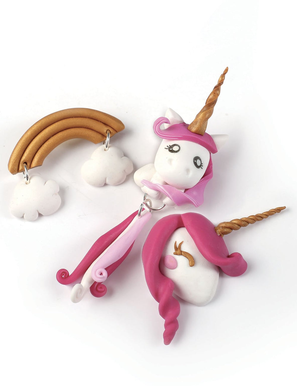Détail des figurines du kit de modelage licorne orange cornet surprise Fimo