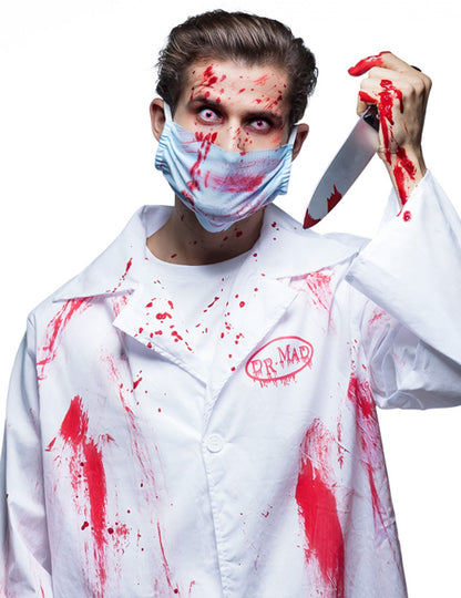 Prikaz s kostimom doktora plastičnog noža za Halloween u krvi