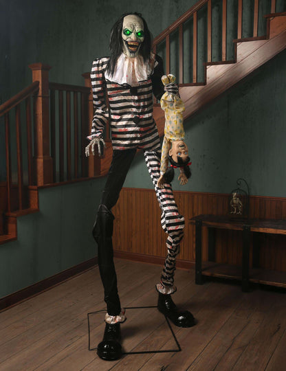 Animirani ukras Zastrašujući klaun s visećim djetetom s pokretima i svjetlima 2.15m