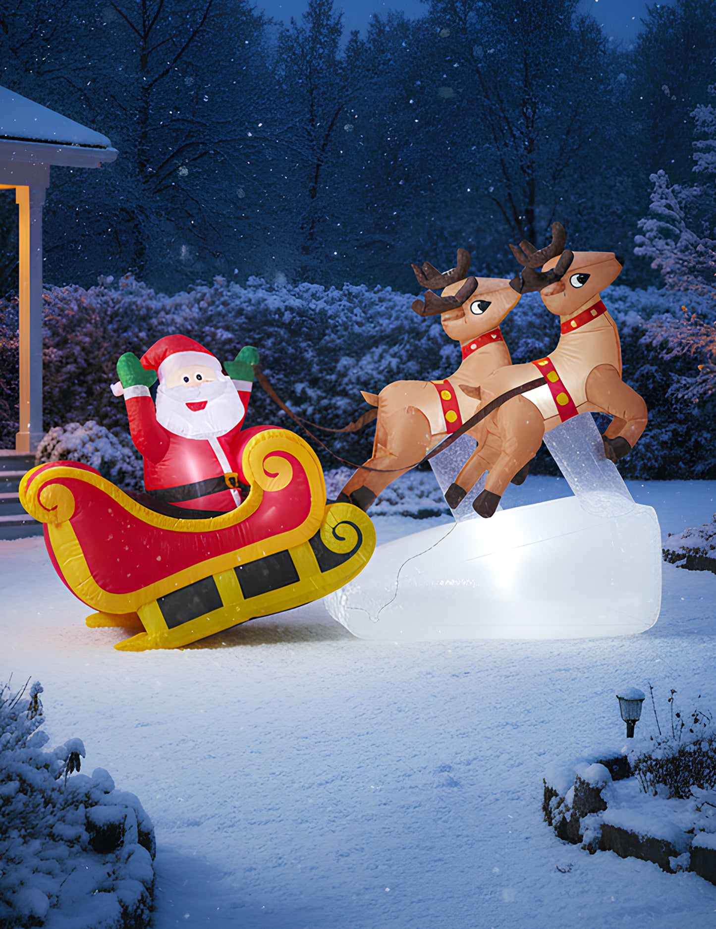Osvijetljena napuhavajuća dekoracija saonicama Djeda Božićnjaka 210 cm 