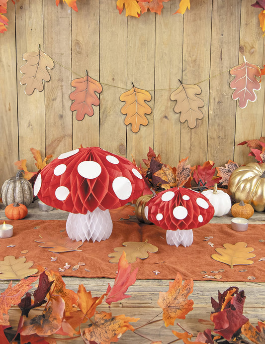 Mise en scène automnale de la décoration de champignon alvéolé