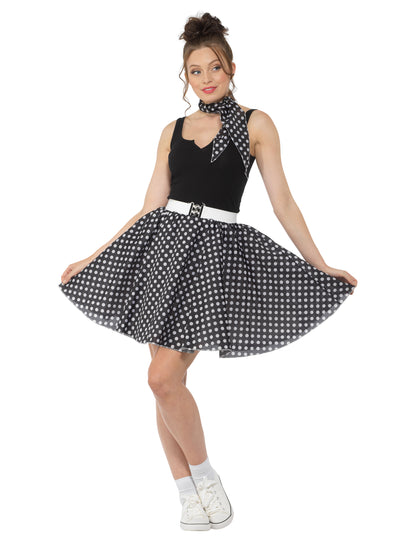 Kostim iz 1950 -ih crno sa ženskim graškama