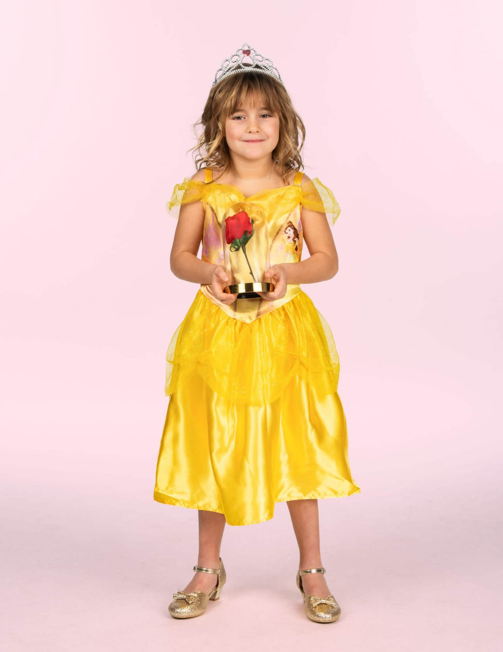 Mise en scène avec la rose et le diadème du déguisement basique Belle™