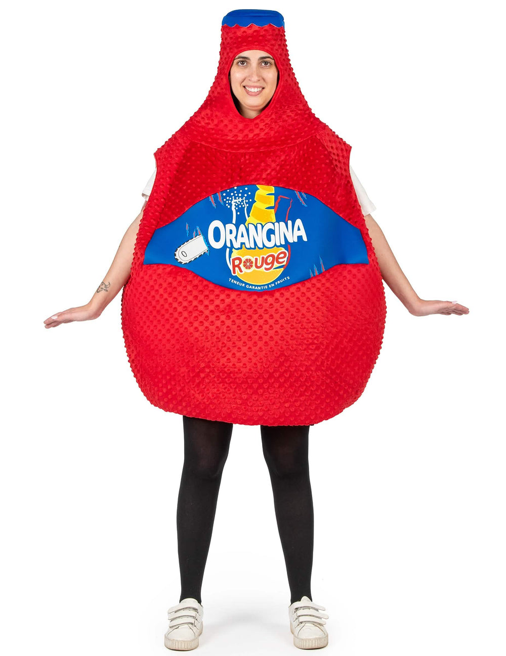Prednji pogled s raširenim rukama na kostim crvene boce Orangina