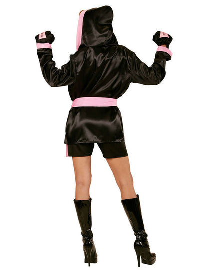 Prerušivanje seksi ženskog boksačkog prvaka