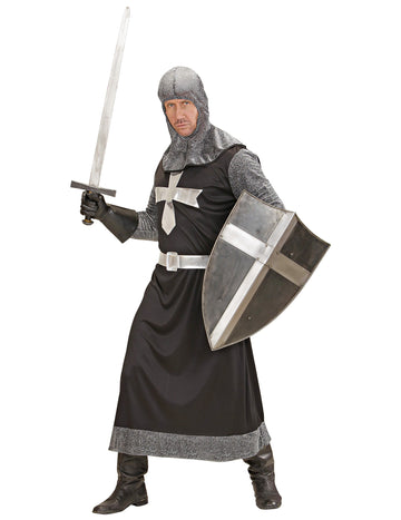 Muški srednjovjekovni i srebrni srednjovjekovni vitez prerušen