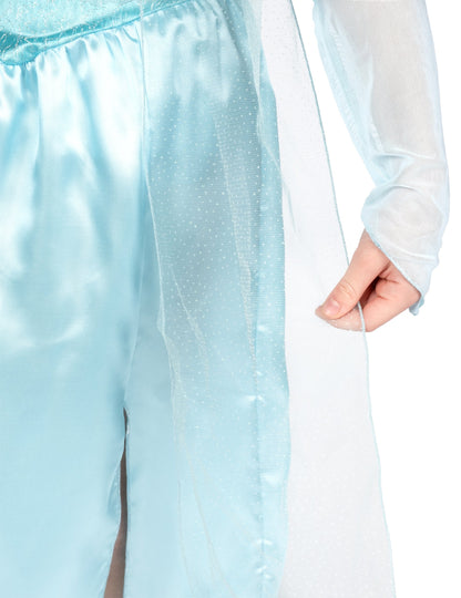 Détail du voile transparent de la jupe du déguisement classique Elsa la reine des neiges