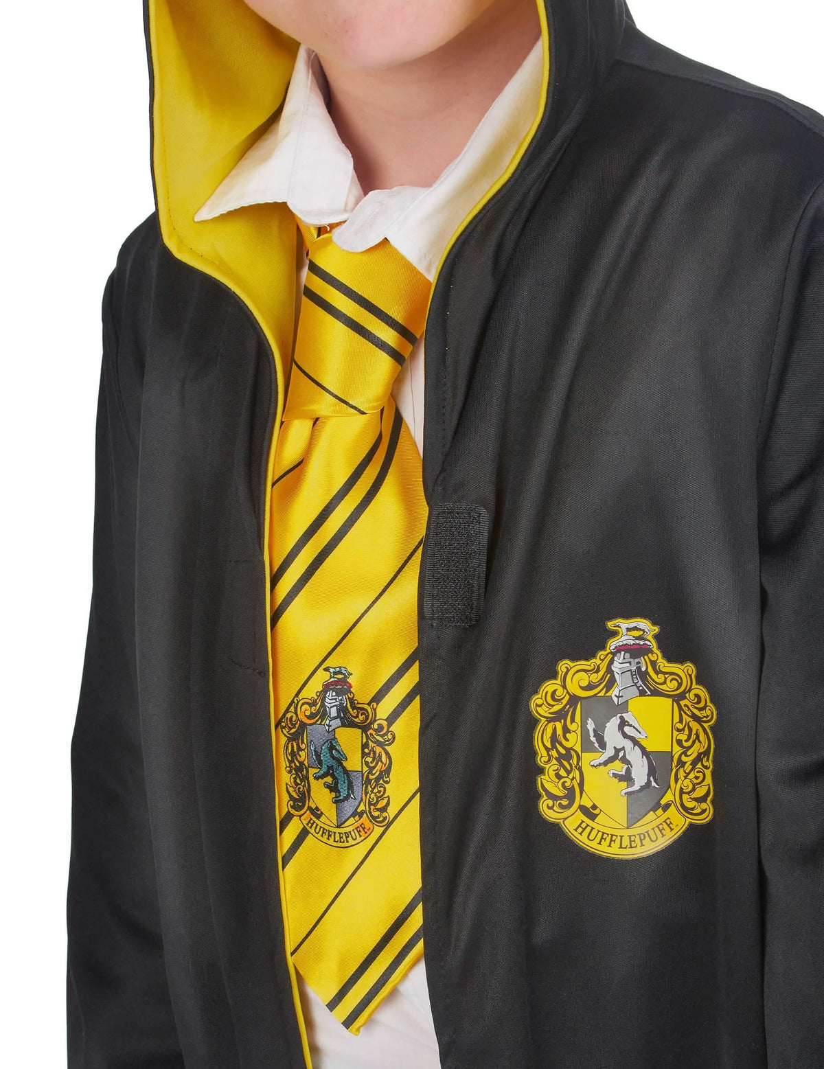 Detalj grba i kravate klasičnog kostima Poufsouffle Harry Potter™ dijete