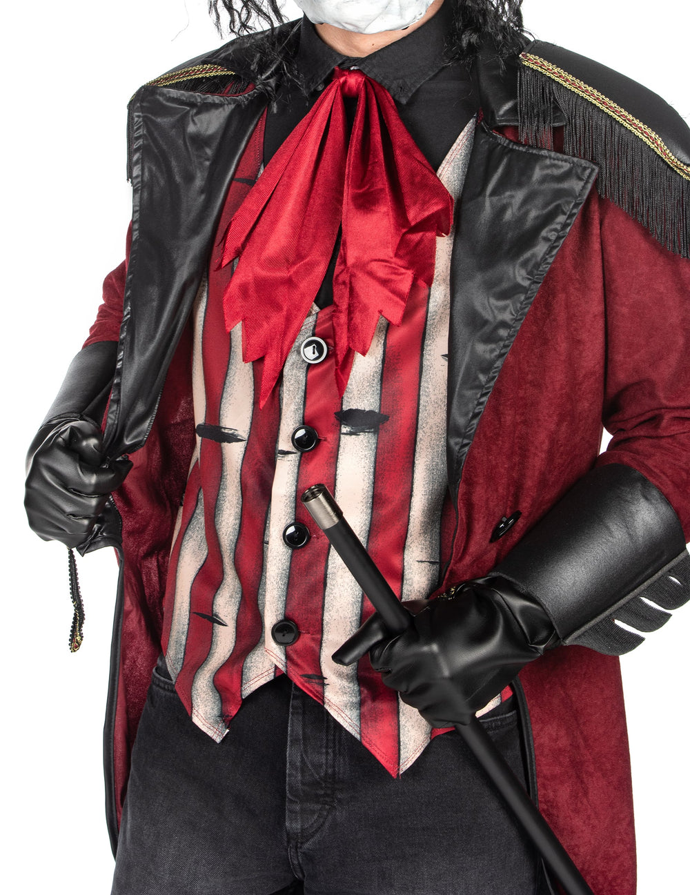 Détail du gilet rayé et du jabot rouge du déguisement dompteur effrayant luxe