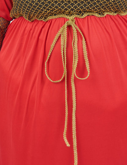 Žena velike srednjovjekovne crvene veličine žena