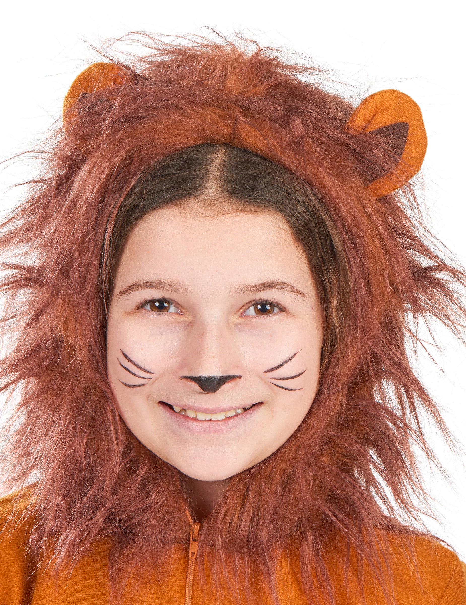Gros plan sur la crinière et les oreilles du déguisement de lion pour enfant