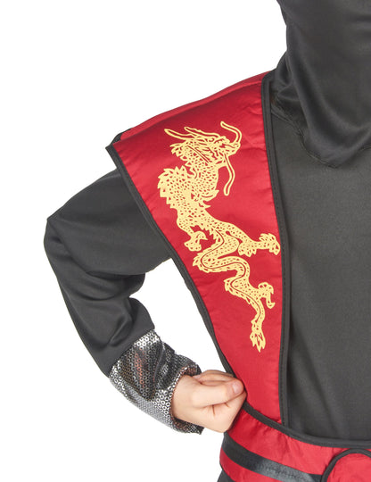 Ninja prerušiti žutog dječaka