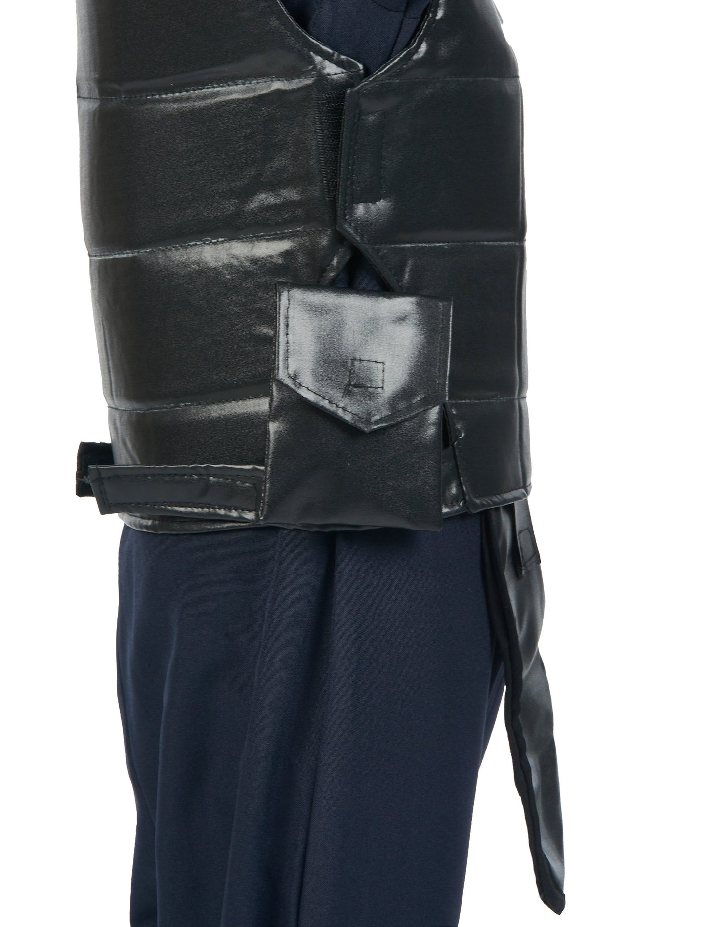 Swat dječji časnik prerušen