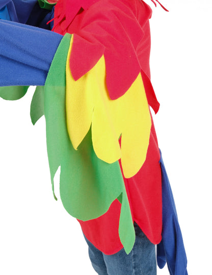 Dječji višebojni papagaj prerušen