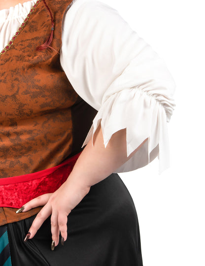 Plava i crna prugasta gusar prerušavaju ženu velike veličine