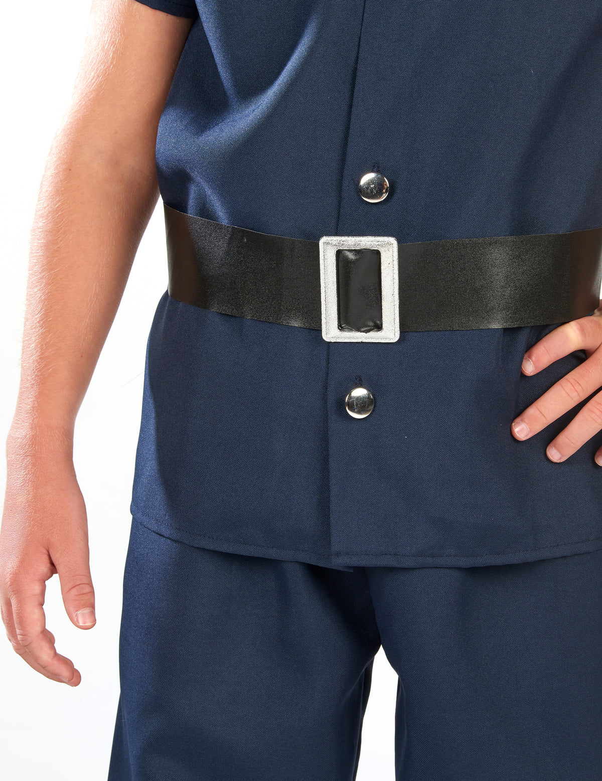 Détail de la ceinture du déguisement de policier à manches courtes pour enfant