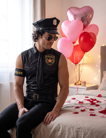 Seksi muški policijski kostim