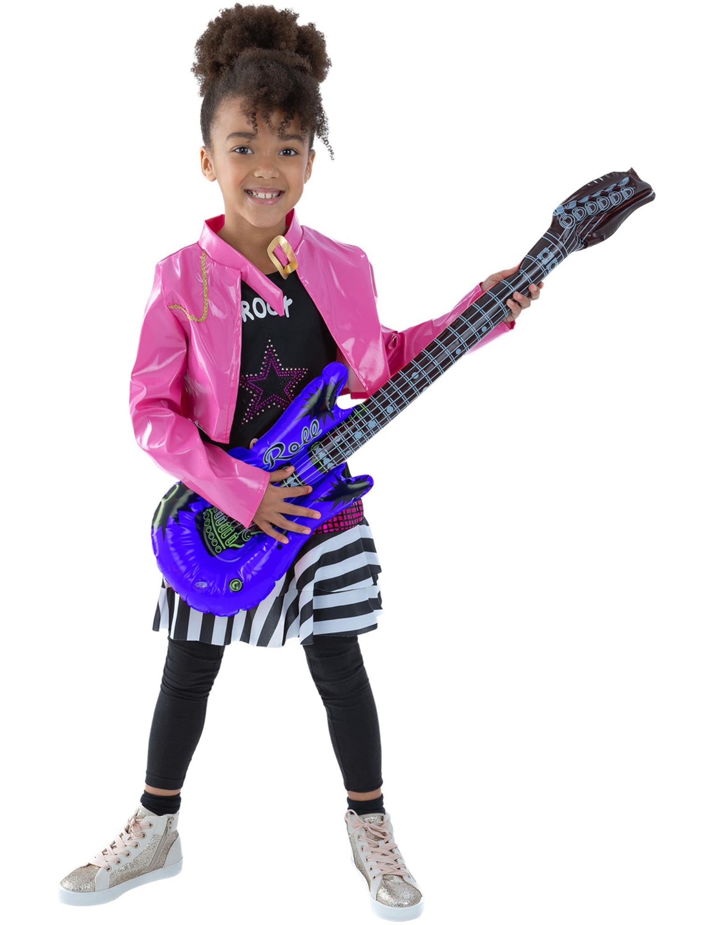 Djevojka rock zvijezde prerušena