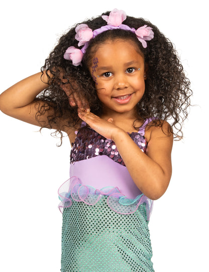 Skine djevojke maskiranje