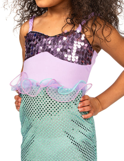 Skine djevojke maskiranje