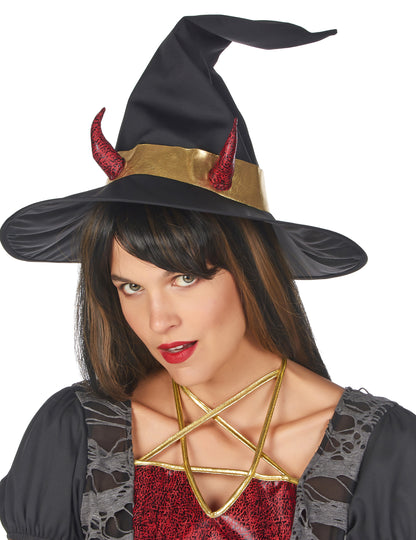 Đavolska vještica prerušena žena