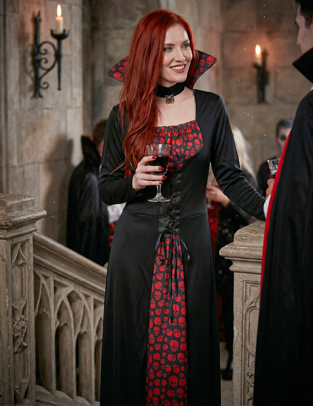 Mise en situation du déguisement de vampire élégant pour femme