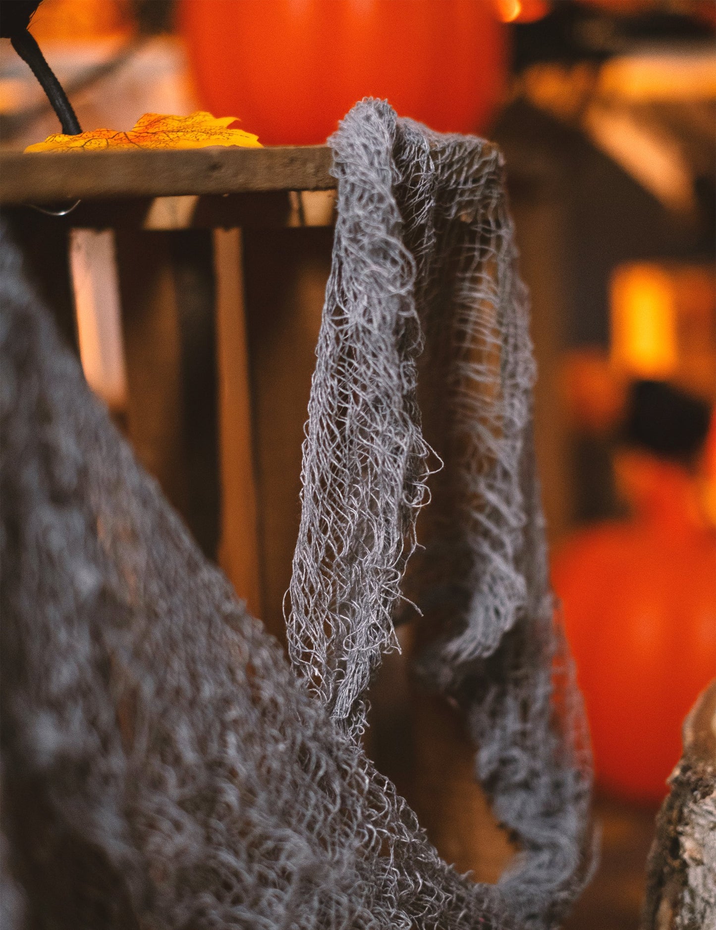 Halloween sivi lim 180 x 75 cm