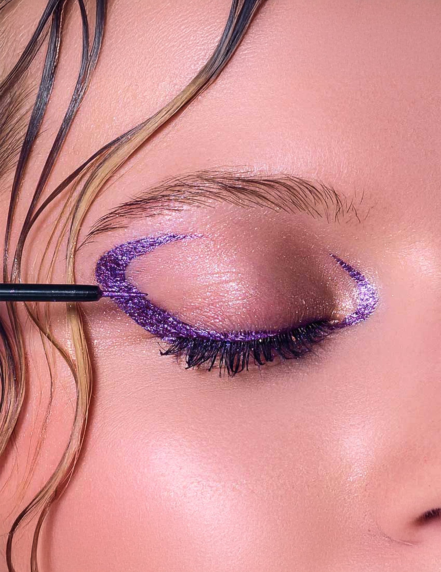 Ljubičasti glitter ajlajner - Si si la paillette™