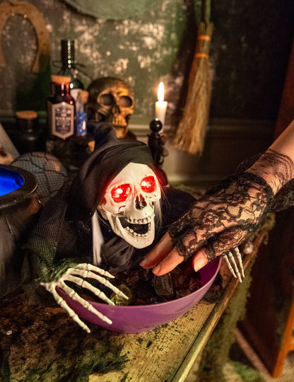 Ghoulish Reaper sa užarenom zdjelom 52 cm