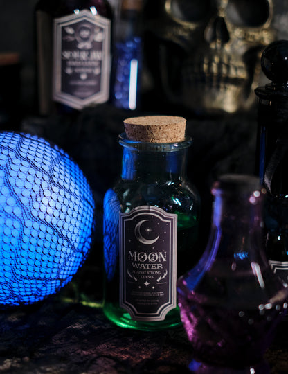 Mjesečna voda zelena staklena bočica 13.5 cm