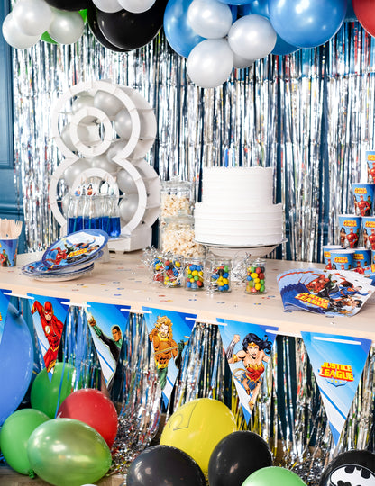 Garland in Fanions Justice League 2m