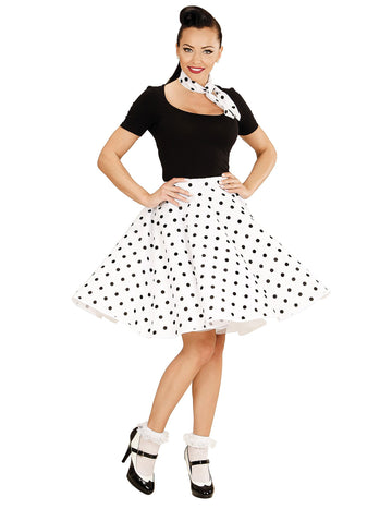 Bijela suknja i šal za ženu 1950 -ih