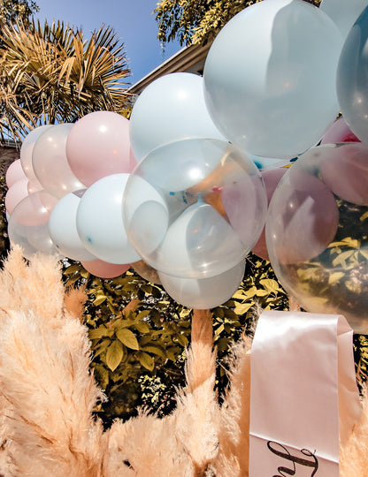 Komplet za otkrivanje spola od 58 balona u plavoj i ružičastoj boji