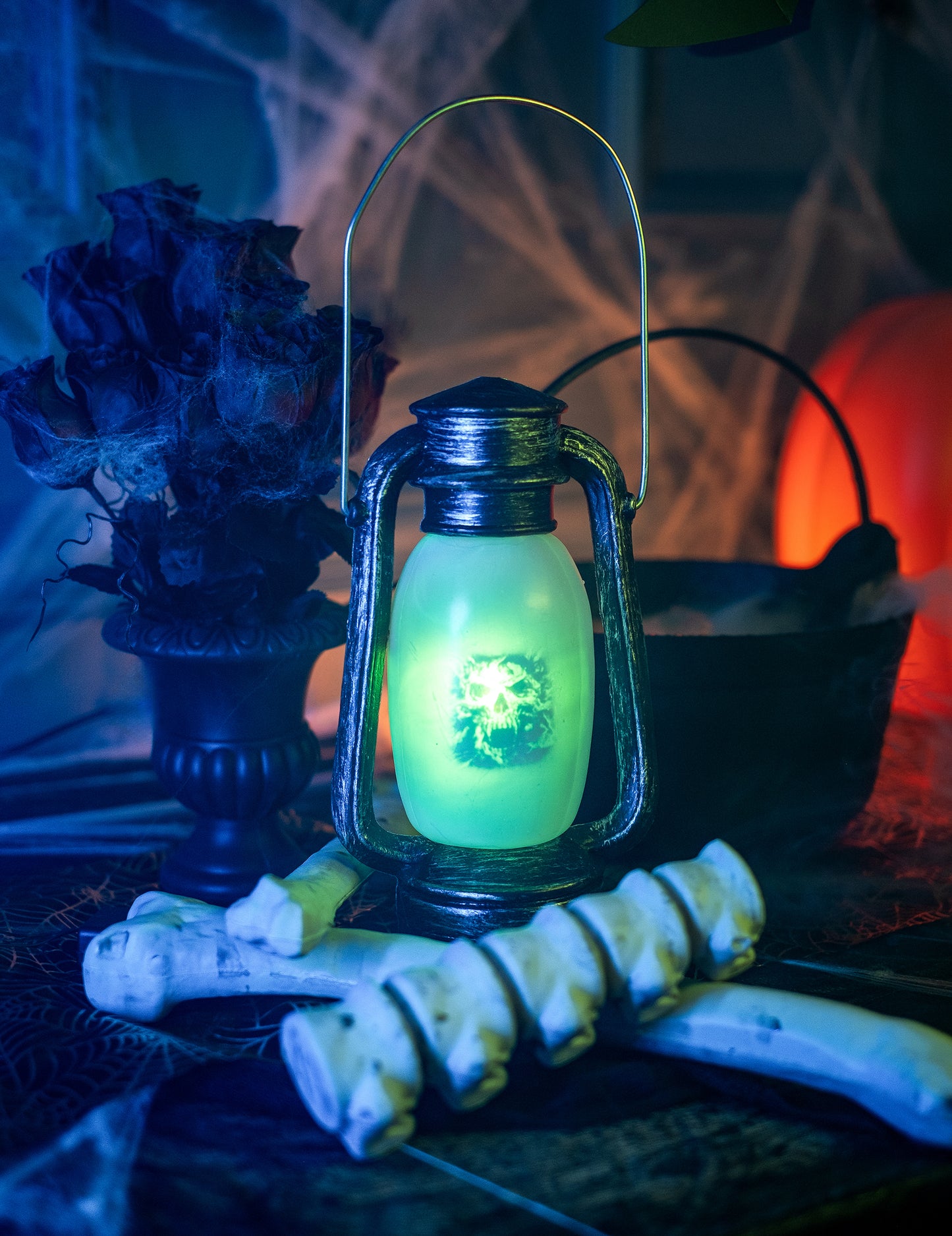 Svjetleći Halloween lampion 24 cm 